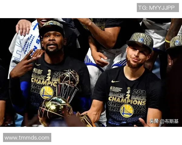 2017年勇士队与尼克斯队激战回顾：一场篮球盛宴的精彩瞬间与战术分析